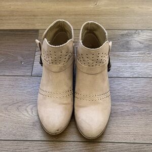 Elegant Beige Ankle Booties